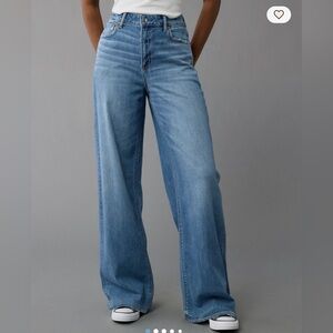 AE Dreamy Drape Stretch Super High-Waisted Baggy Wide-Leg Jean